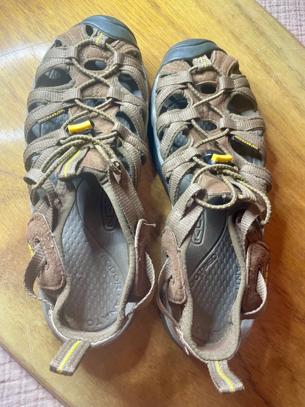 Keen Whisper Size 10 Waterproof Sport Sandals - Hiking Outdoor Comfort
